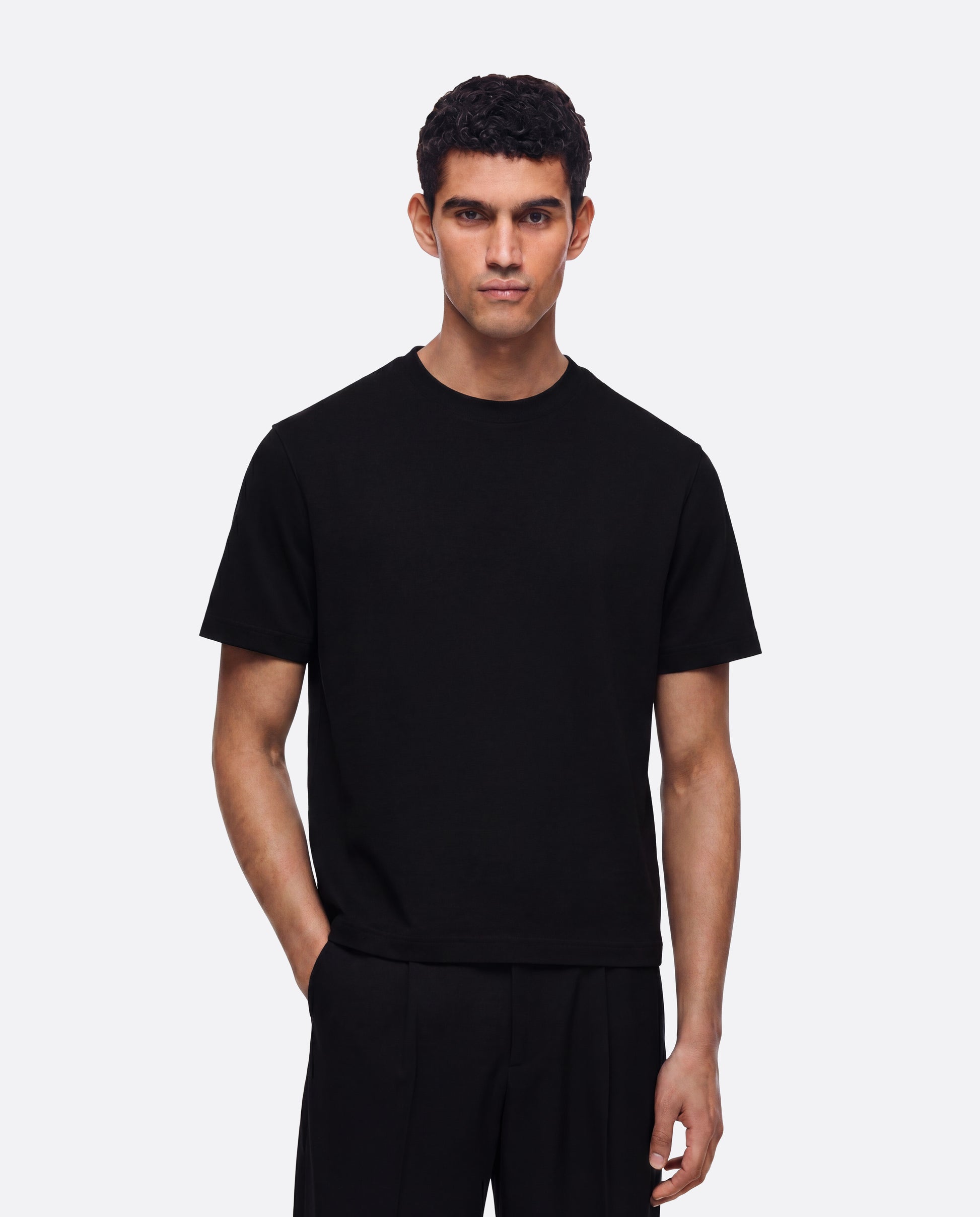 FITTED CROP T-SHIRT - BLACK