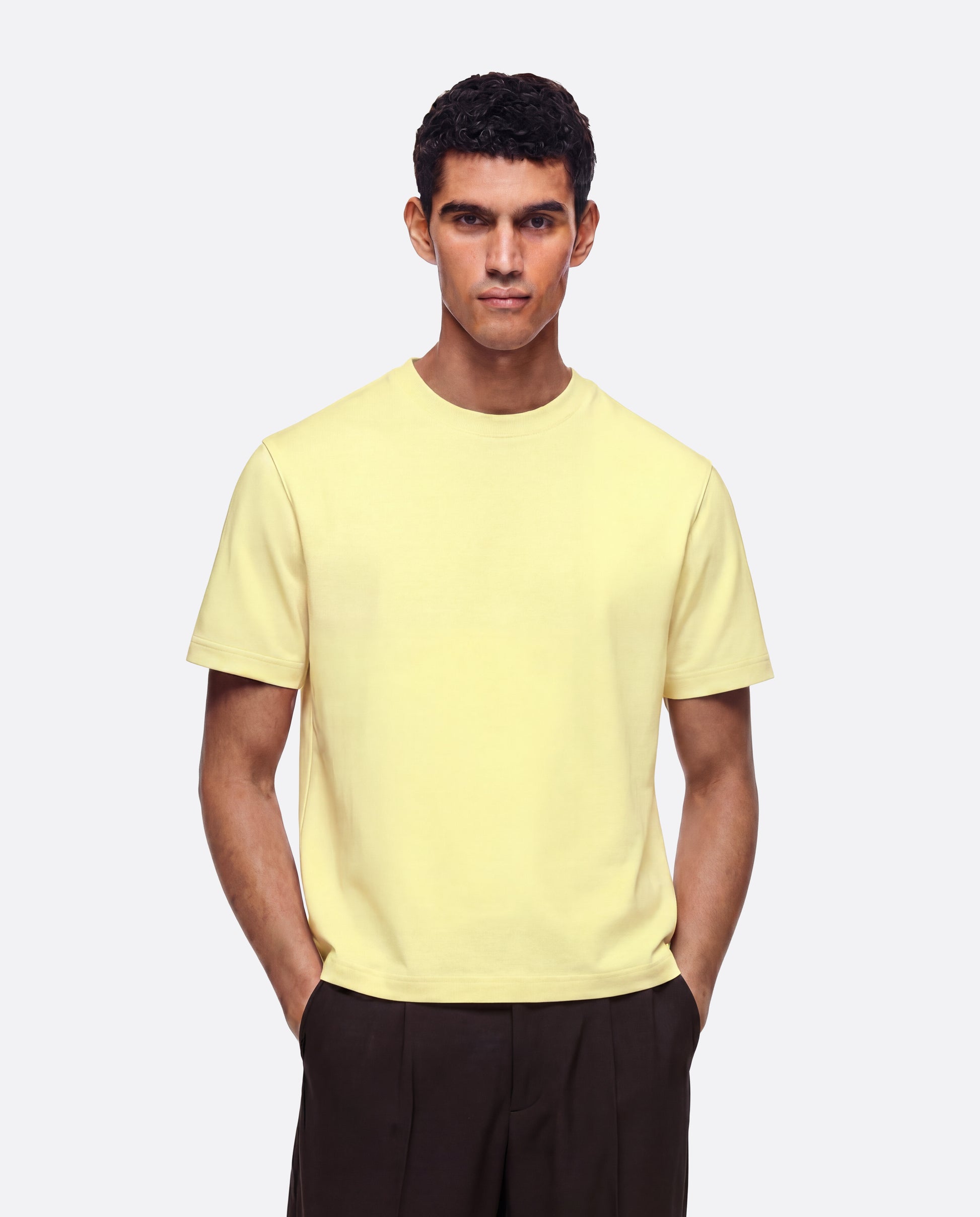 FITTED CROP T-SHIRT - BUTTER YELLOW