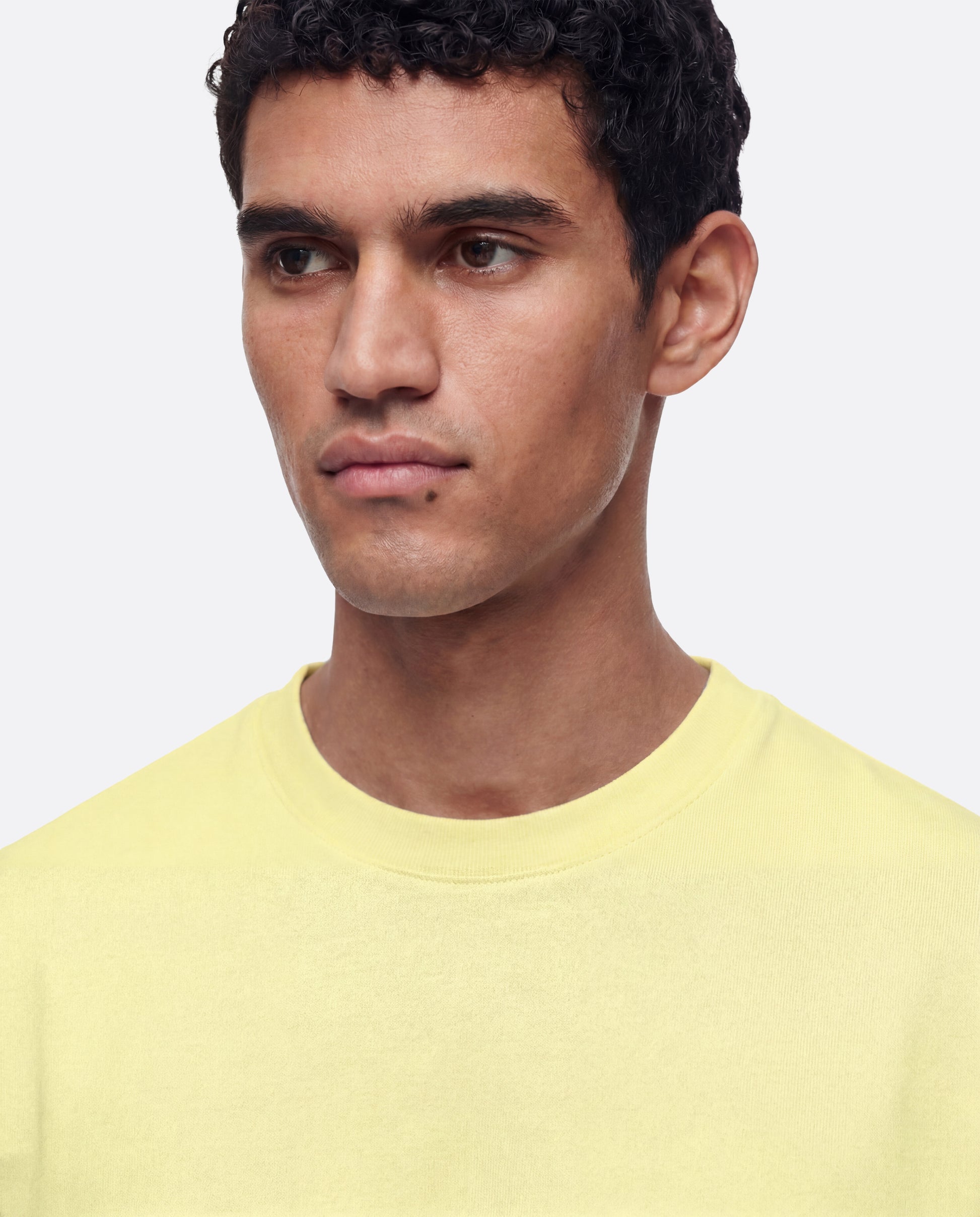 FITTED CROP T-SHIRT - BUTTER YELLOW